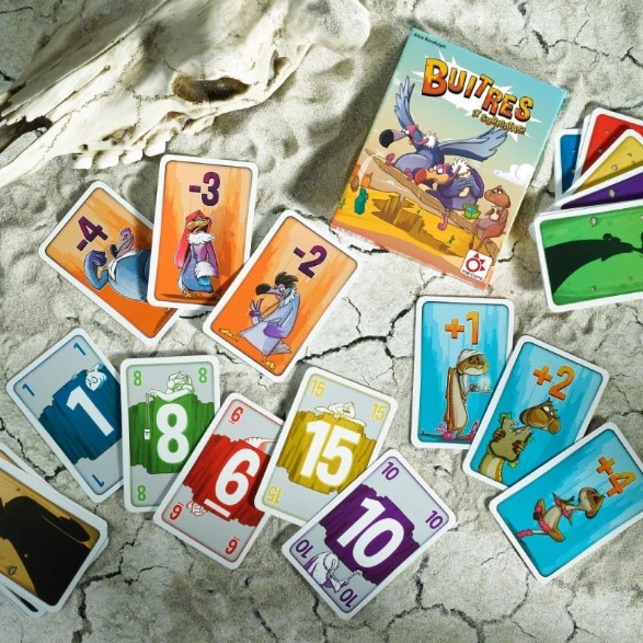Buitres-suricatas-juego-de-cartas-detalle-interior-150x150.webp
