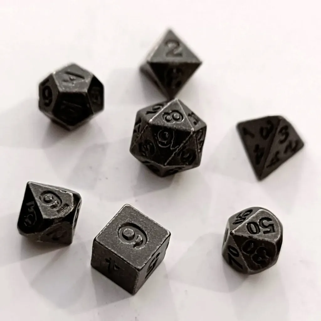 Dados metálicos (pack 7)